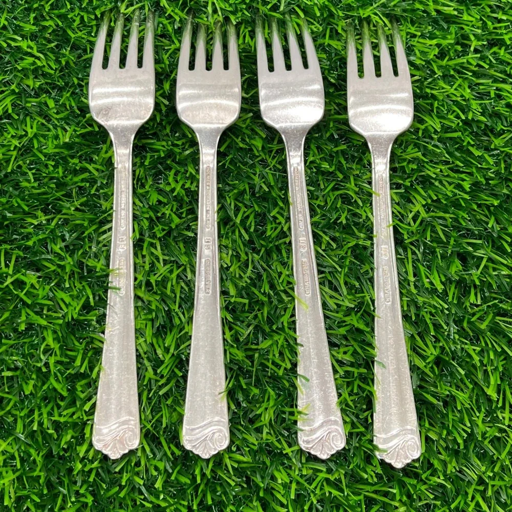 Holmes & Edwards Romance DeepSilver Inlaid Silverplate Dinner Forks Set‎ of 4